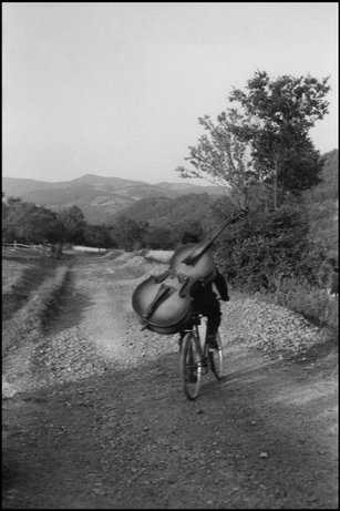 Re-visit] Cartier Bresson's Maxim, and The Dying Art of the Dark